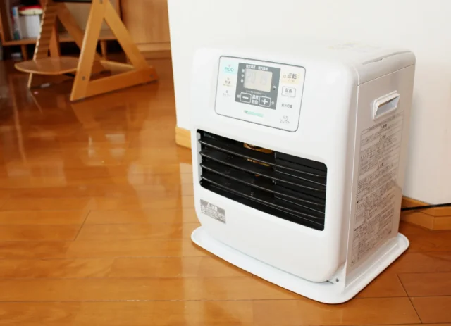 石油ファンヒーターの処分前に確認すべきことは?使用年数と安全規格